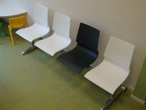 Ricciolina wachtkamerbankje