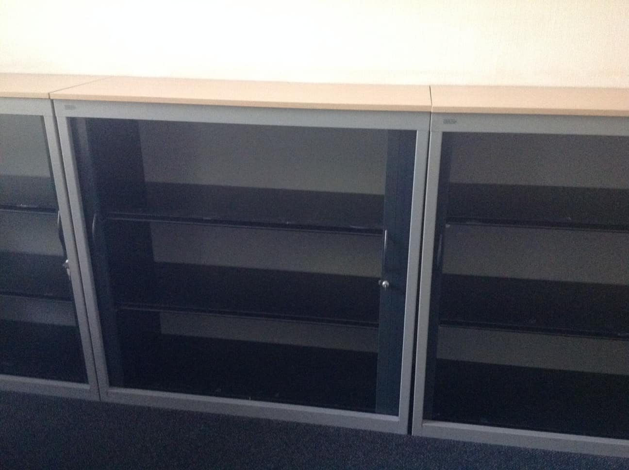 2e hands bureaustoelen groningen brink roldeurkasten de jong kantoormeubilair 2e hands bureaustoelen groningen brink roldeurkasten de jong kantoormeubilair