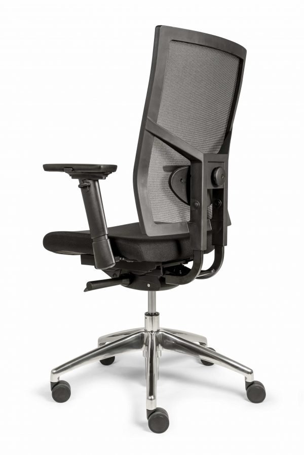Ergonomische bureaustoel (BM35 Edition Netwave) schuin achter aanzicht