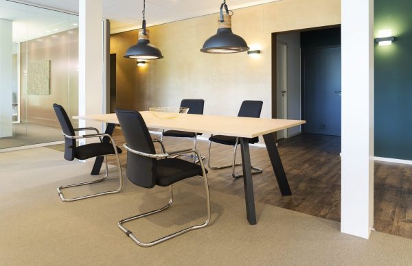 Meet-in vergadertafel 2