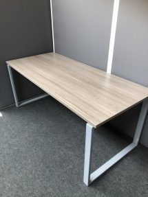 Vergadertafel gebruikt