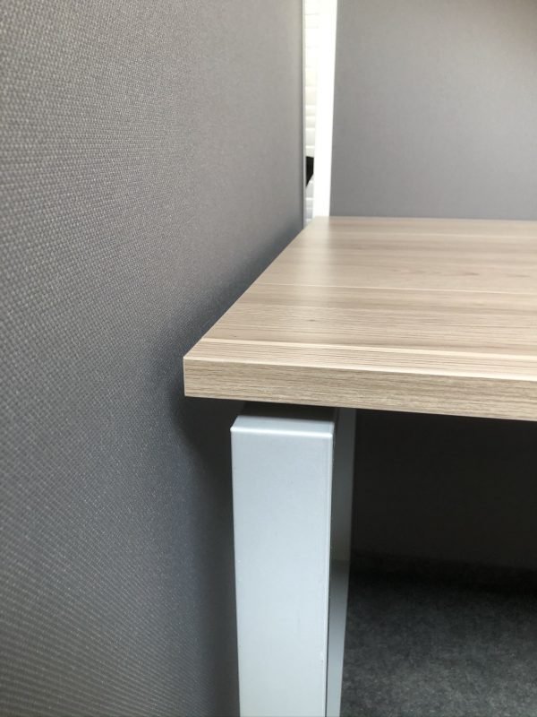 Vergadertafel gebruikt